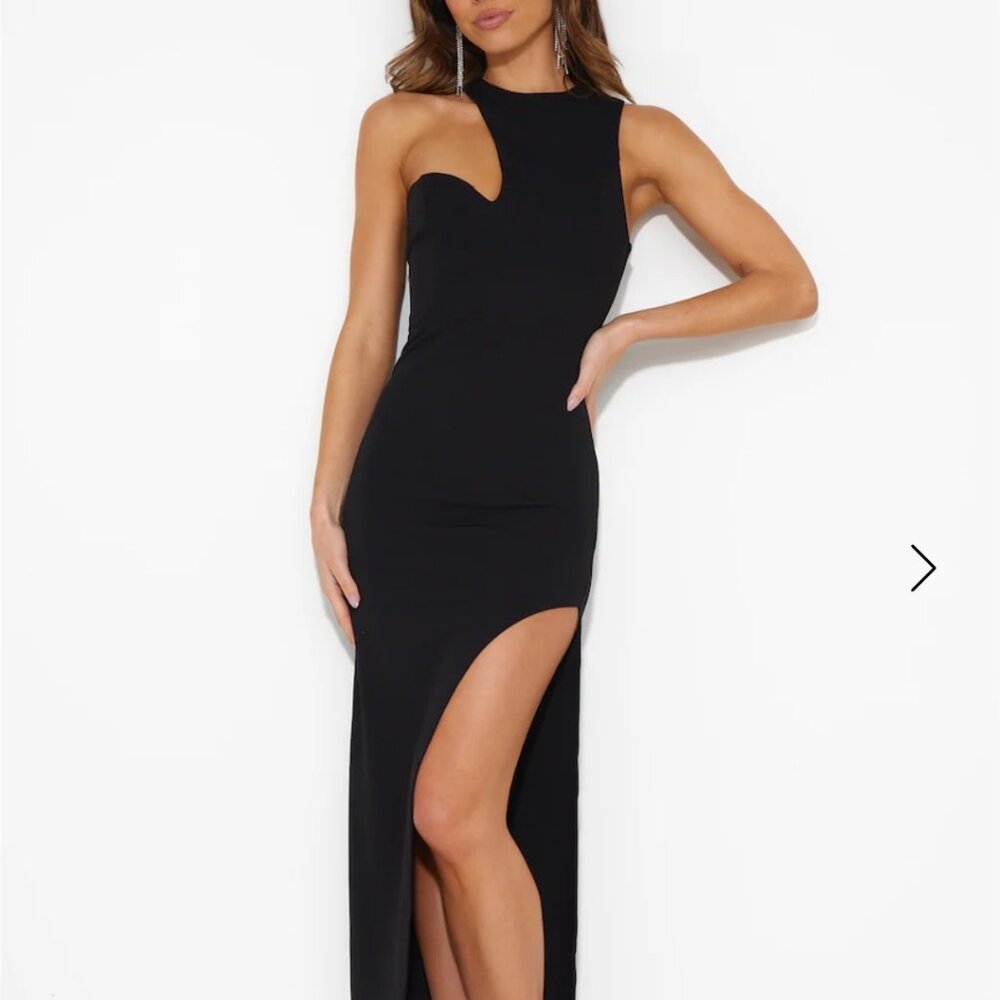 BRAND NEW Hello Molly Black Midi Dress